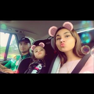 Meet your Posher, Emily